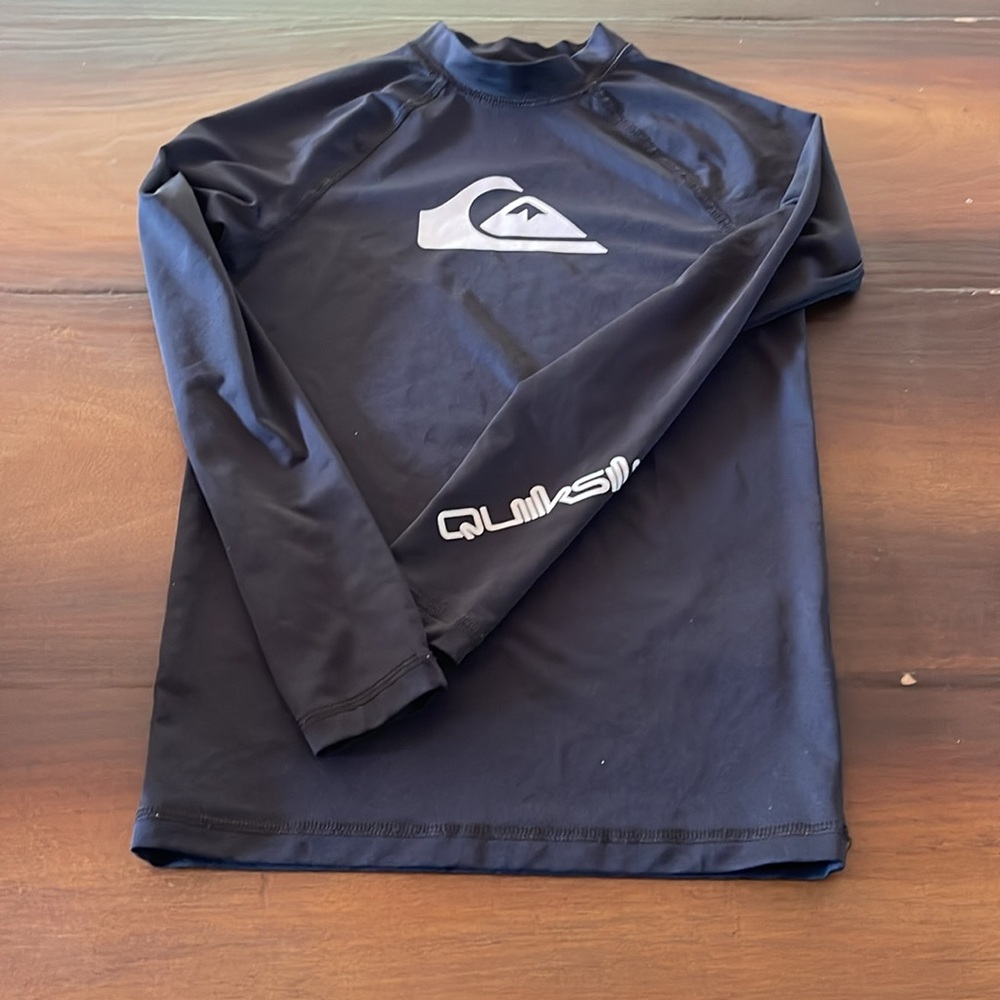 A cool rashguard. Quicksilver brand. In excellent condition. - Picture 2 of 3